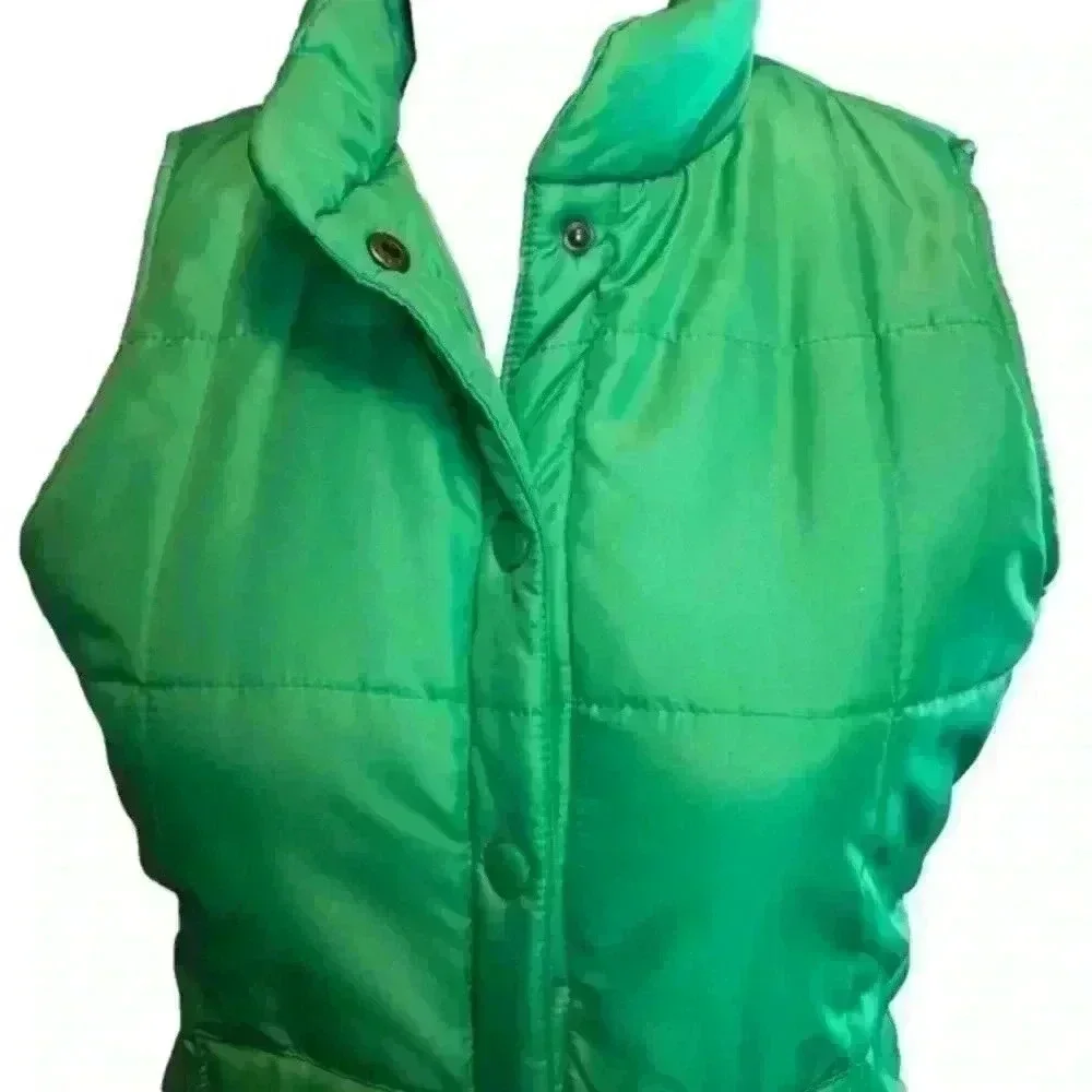 Green IZOD Casual Puffer Snap button closure Vest Size Small two side pockets - Picture 7 of 12